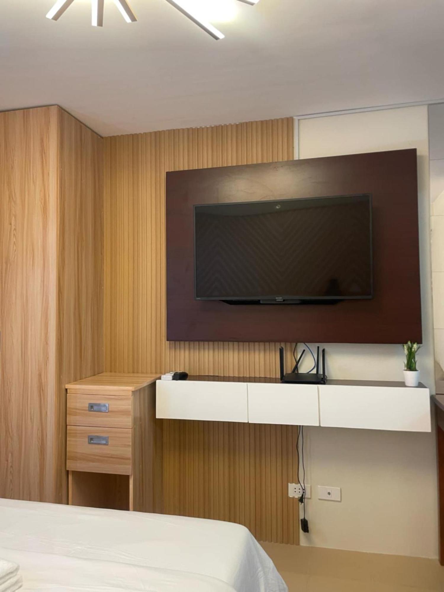 Marina Town Spatial Condominium Dumaguete City Dış mekan fotoğraf